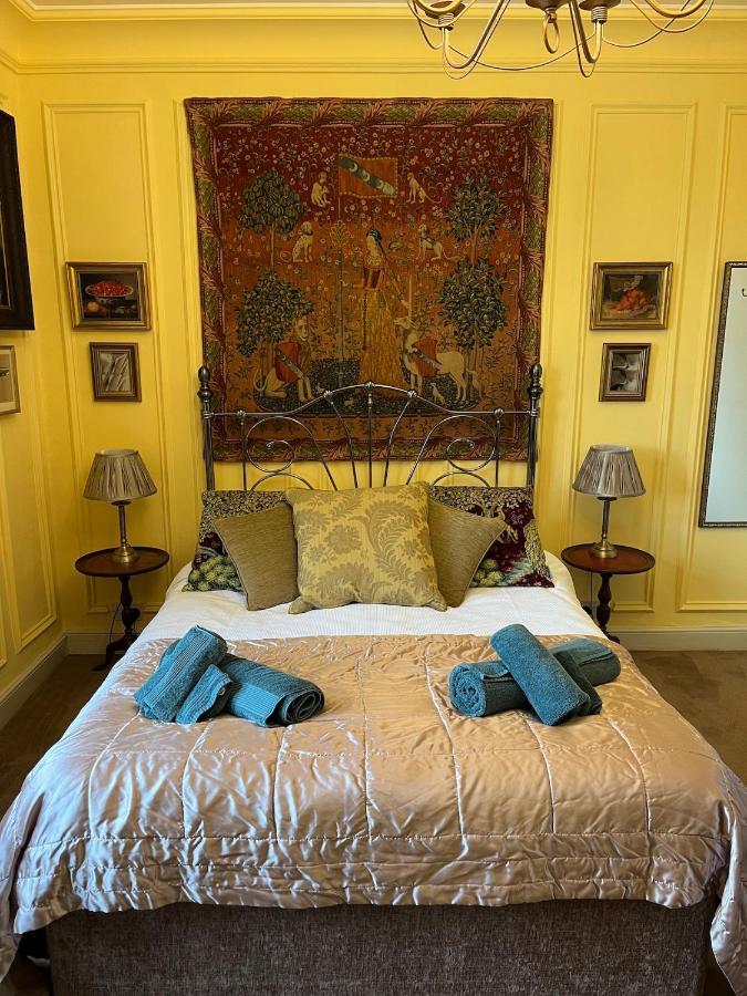 Hotel Chez Vivienne Ilkley Esterno foto
