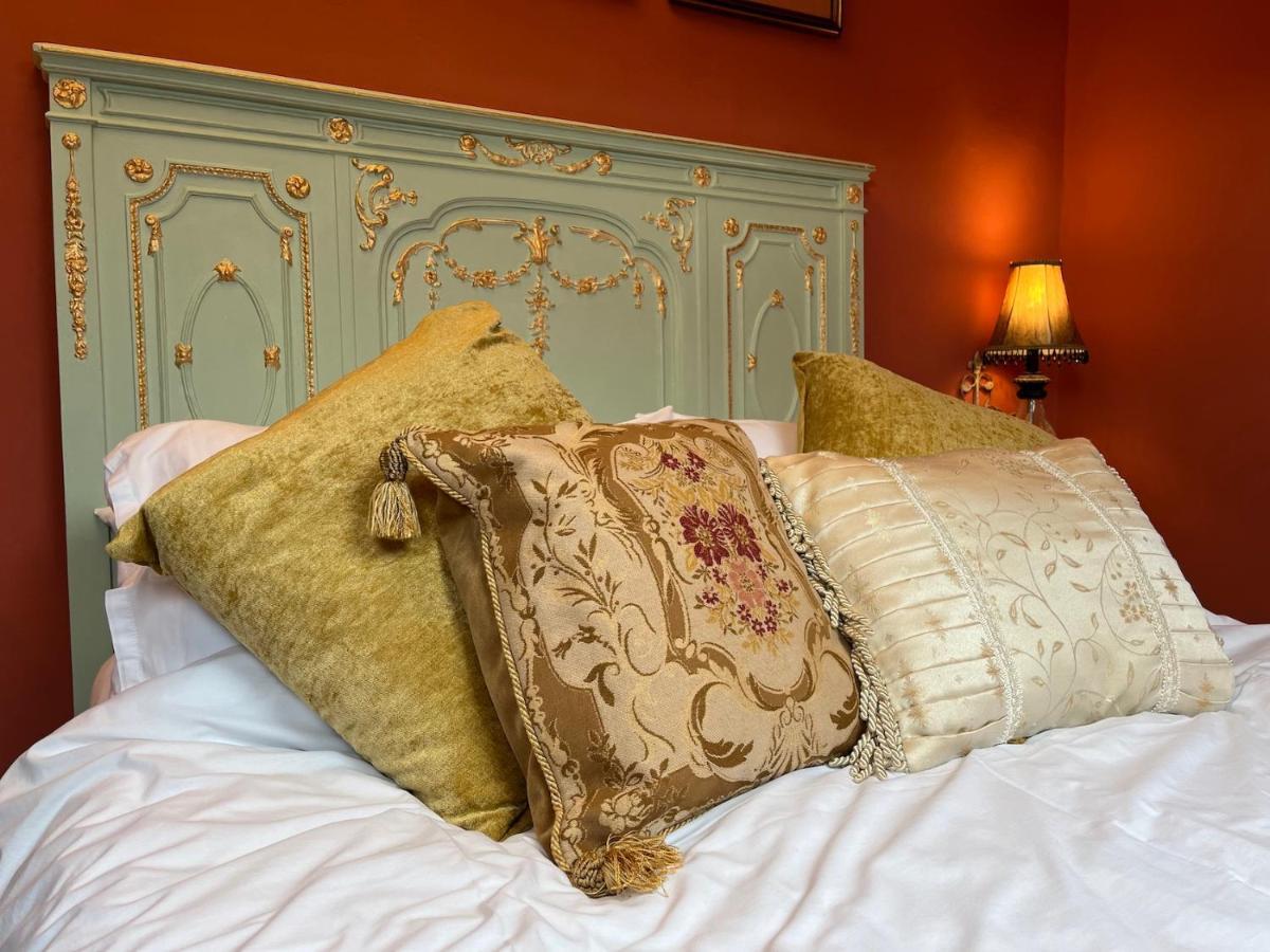 Hotel Chez Vivienne Ilkley Esterno foto