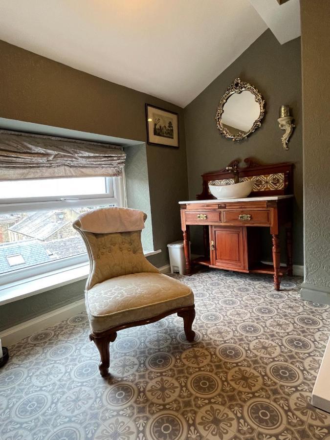 Hotel Chez Vivienne Ilkley Esterno foto